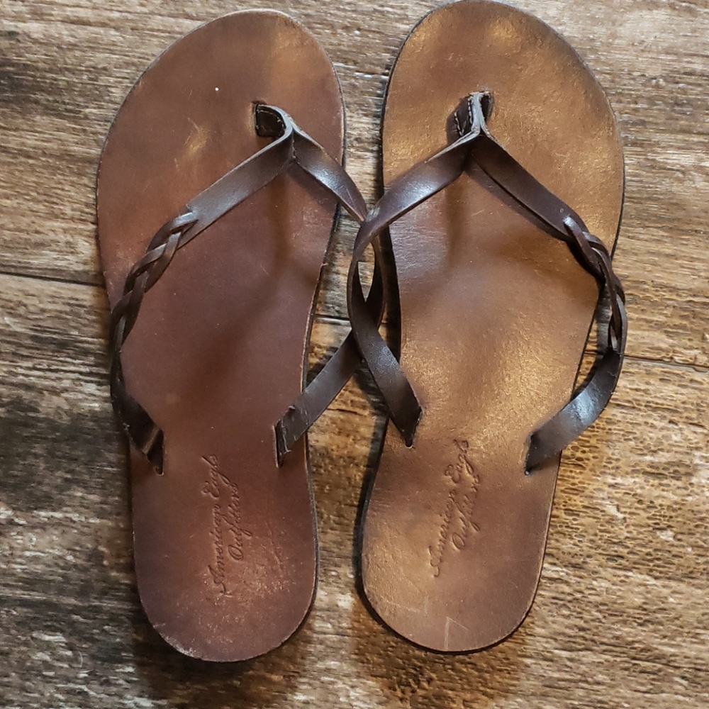 American eagle outfitters flip flops